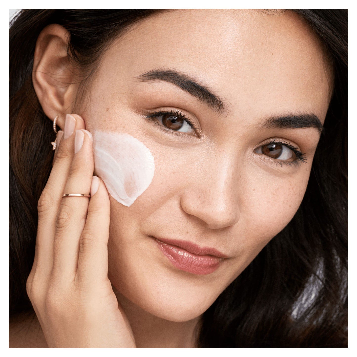 Olay Regenerist 3 Point Face Cream with Hyaluronic Acid, Fragrance Free, 50 ml